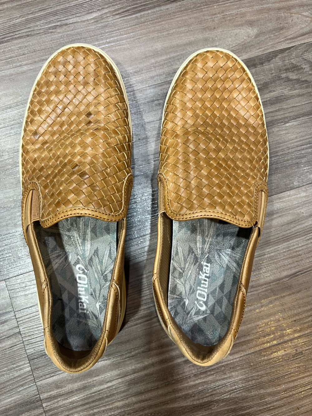 Olukai men’s shoes